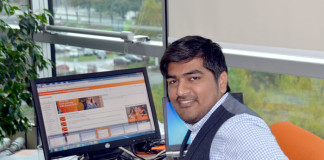 Mladi volonter iz Pakistana pomaže teško obolelim pacijentima